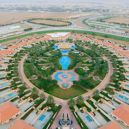 Swiss International Hotel Villas Unaizah - Al Qassim Esterno foto