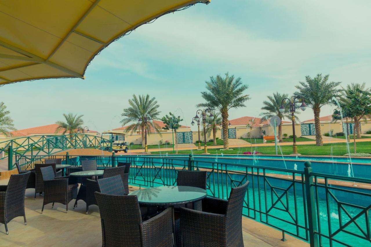 Swiss International Hotel Villas Unaizah - Al Qassim Esterno foto