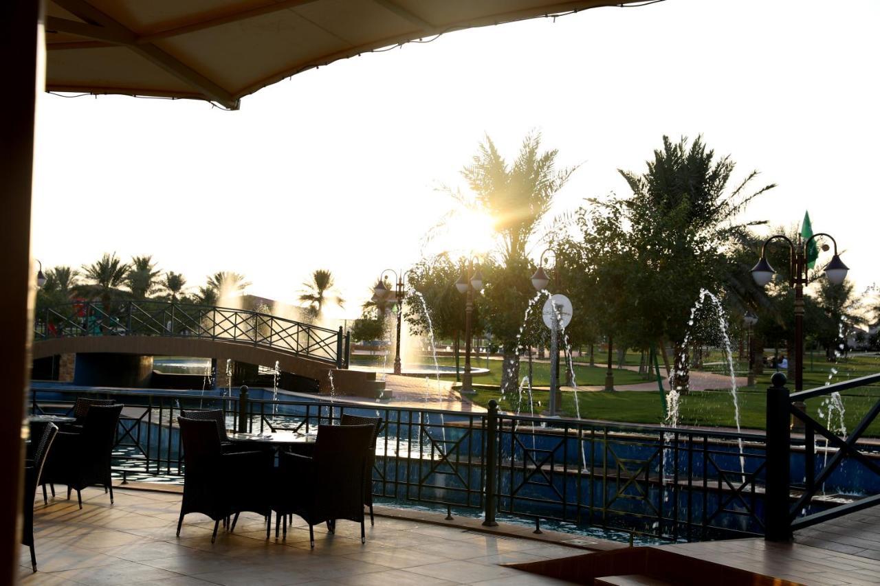 Swiss International Hotel Villas Unaizah - Al Qassim Esterno foto