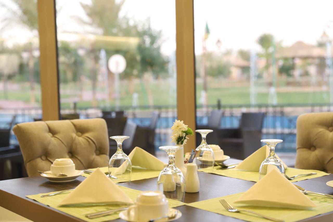 Swiss International Hotel Villas Unaizah - Al Qassim Esterno foto