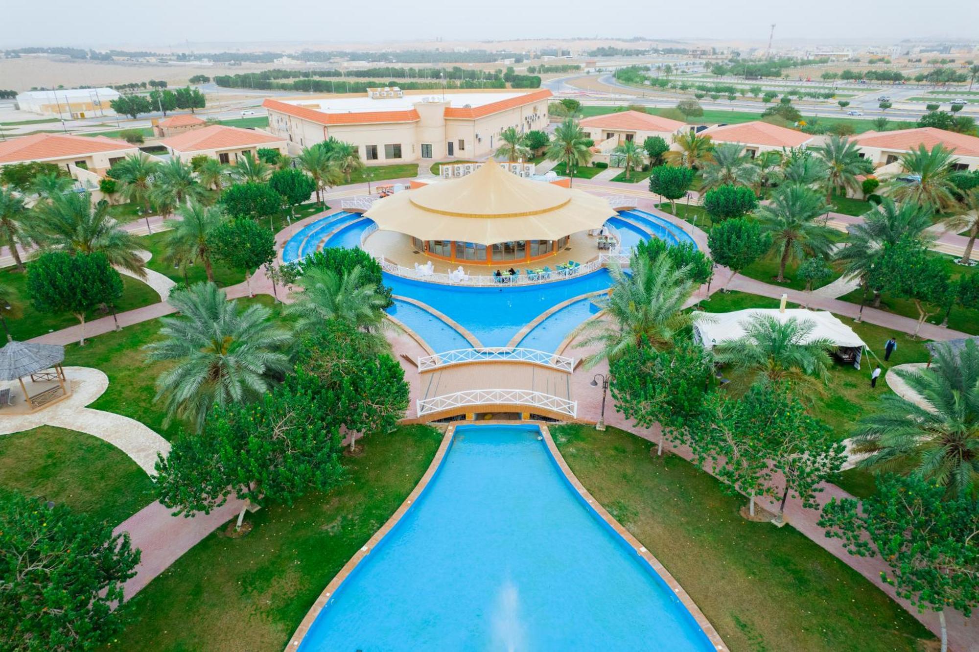Swiss International Hotel Villas Unaizah - Al Qassim Esterno foto