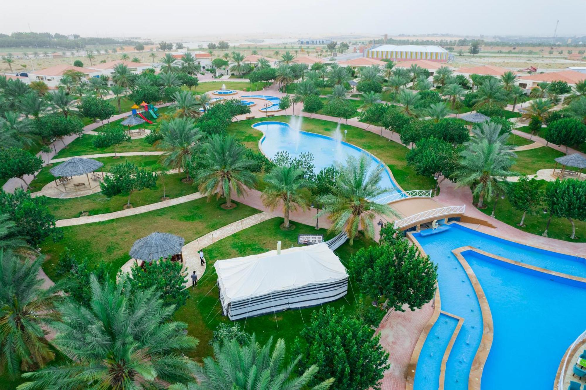 Swiss International Hotel Villas Unaizah - Al Qassim Esterno foto