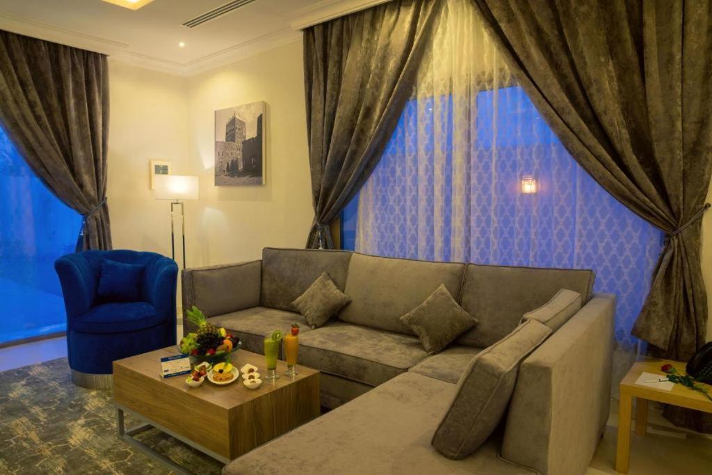 Swiss International Hotel Villas Unaizah - Al Qassim Esterno foto