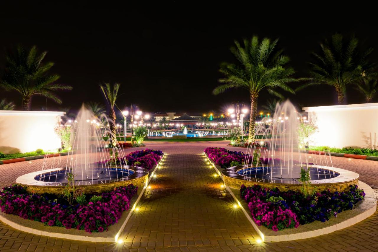 Swiss International Hotel Villas Unaizah - Al Qassim Esterno foto